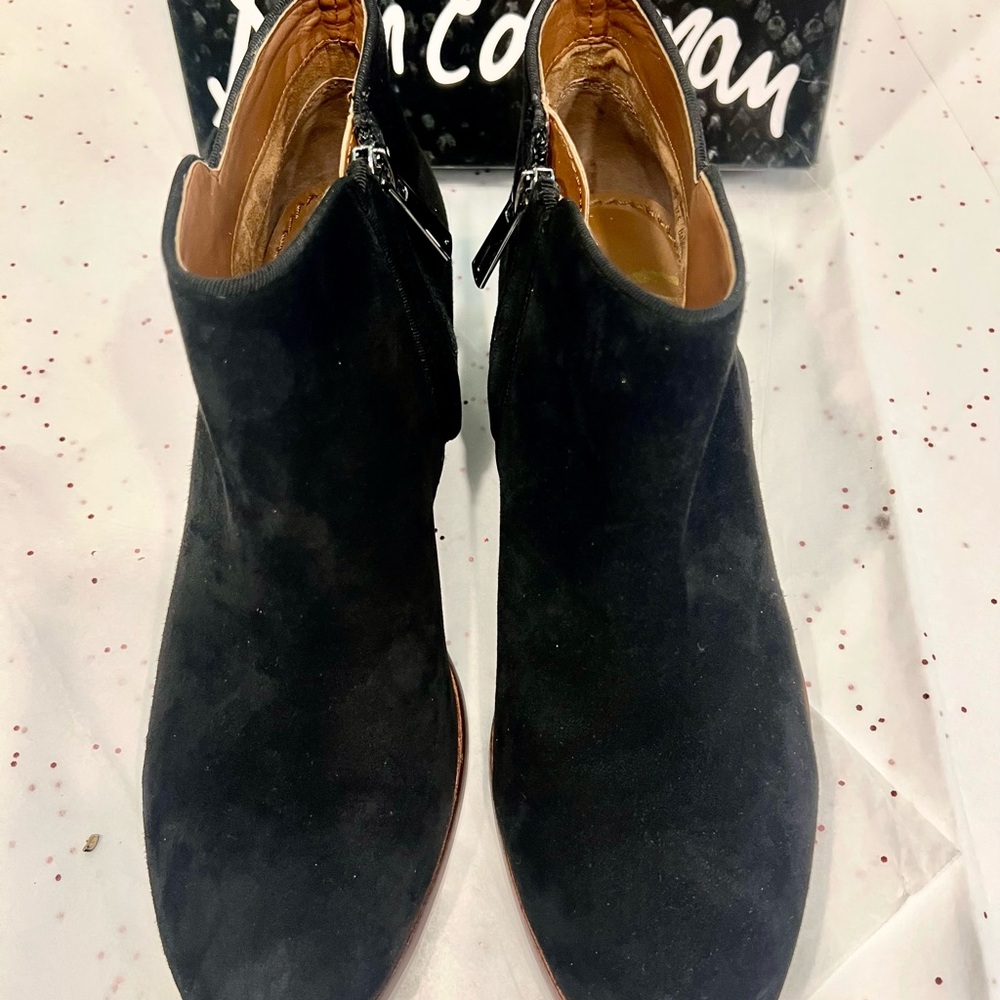 Sam Edelman Black Suede Ankle Boots with side Zipper.